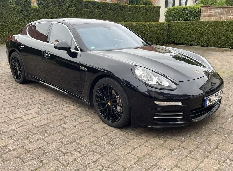Schwarz Gebraucht 2015 Porsche Panamera 4S Limousine | 29.990 € (Guter Preis) - Bild 1/4