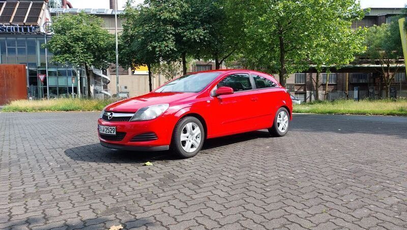 Rot Gebraucht 2008 Opel Astra GTC Limousine | 3.800 € (Guter Preis) - Bild 1/4