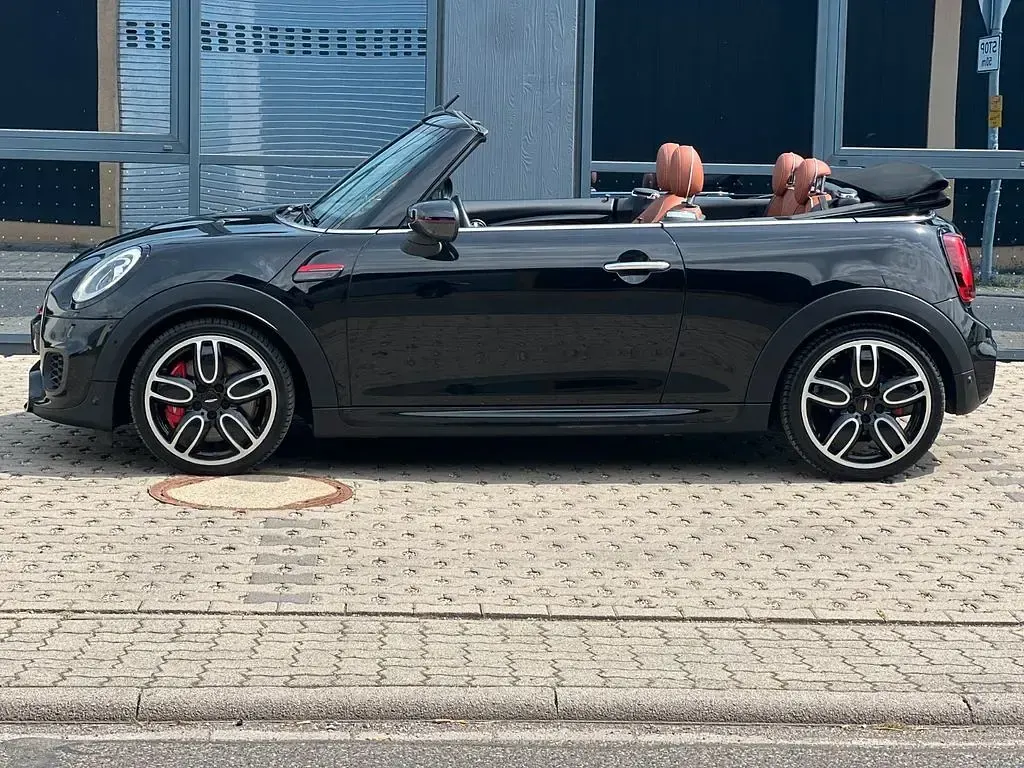 Gebraucht Mini John Cooper Works Cabriolet 231 PS (169 kW) 2018 Schwarz Cabrio