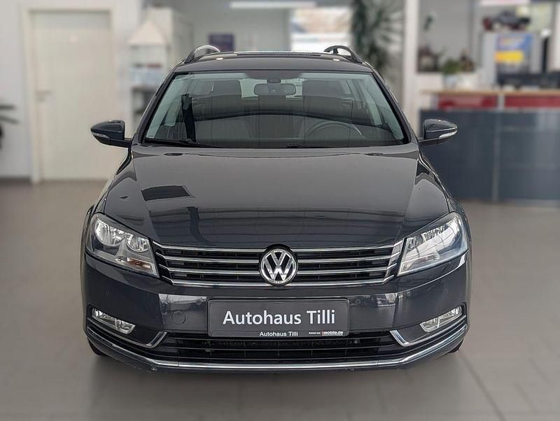 Gebraucht VW Passat Comfortline 122 PS (89 kW) 2011 Grau Kombi