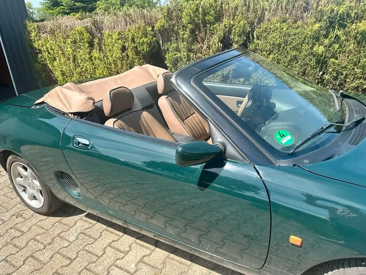 Käytetty MG F 1998 Vihreä Avoauto