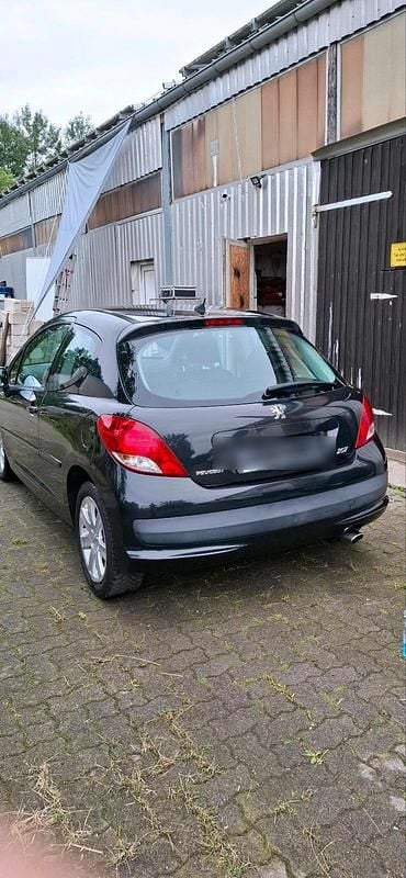 Gebraucht Peugeot 207 120 PS (88 kW) 2008 Schwarz Kleinwagen
