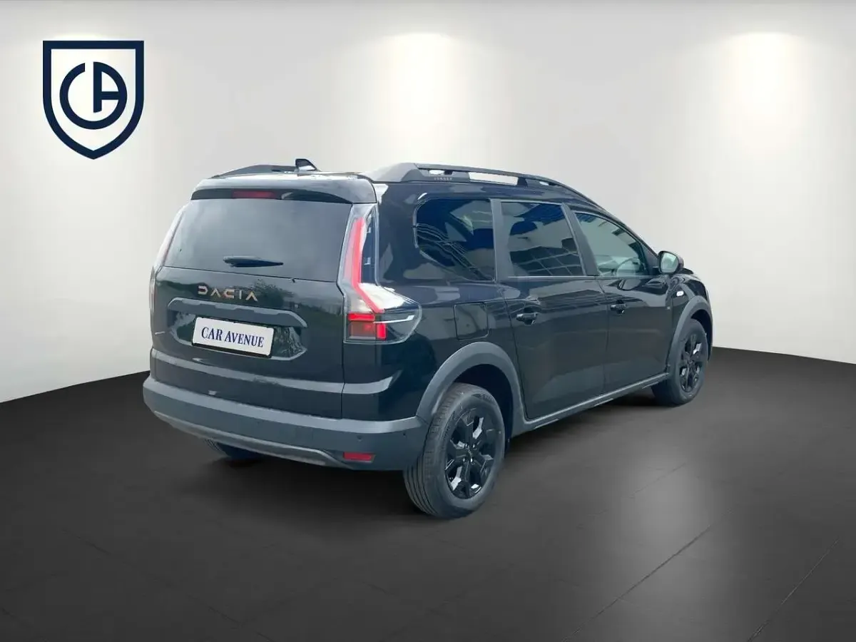 Neu Dacia Jogger Extreme 110 PS (80 kW) 2026 Perlmuttschwarz metallic Van / Kleinbus