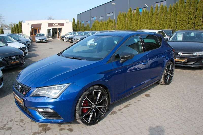 "mystery" blau Gebraucht 2019 Cupra Leon Limousine | 23.990 € (Superpreis) - Bild 1/4