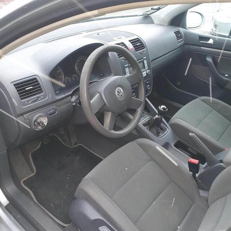 Gebraucht VW Golf IV 105 PS (77 kW) 2004 Silber Limousine