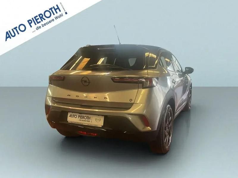 Gebraucht Opel Mokka-e 100 kW (136 PS) 2024 Kontrast grau metallic SUV
