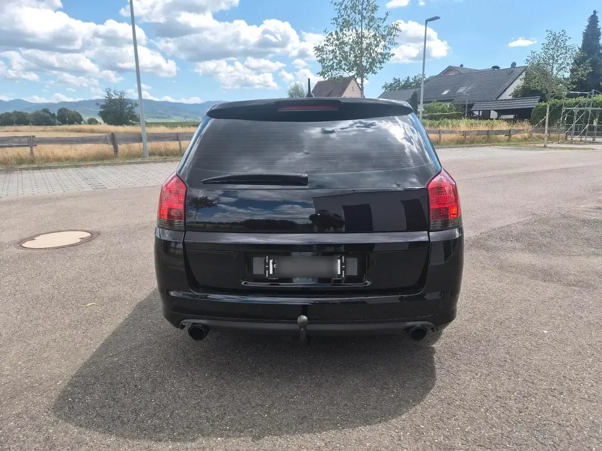 Gebraucht Opel Signum OPC 175 PS (128 kW) 2007 Schwarz Kleinwagen