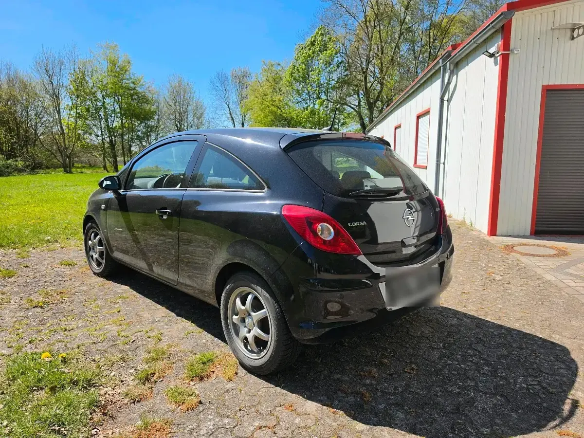 Gebraucht Opel Corsa 90 PS (66 kW) 2008 Schwarz Kleinwagen