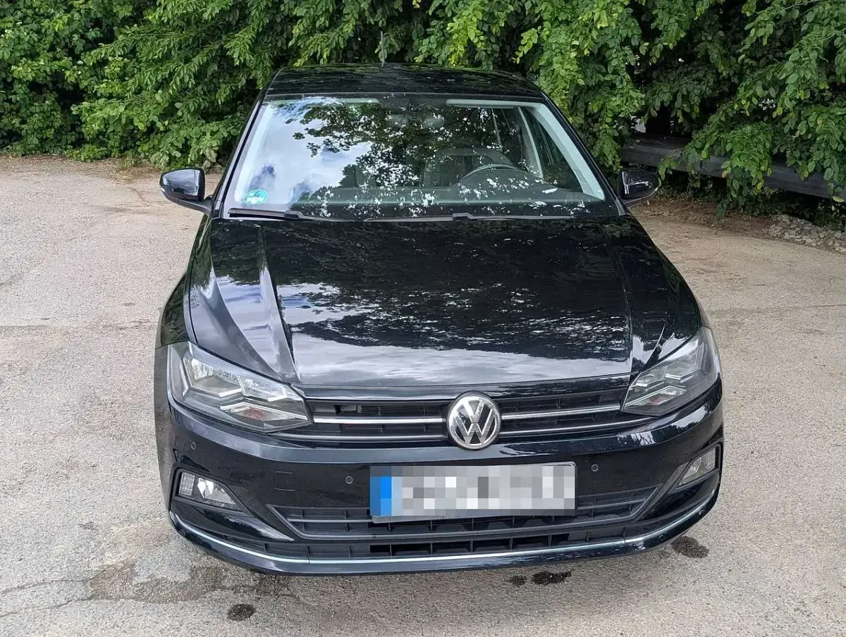 Gebraucht VW Polo Highline 95 PS (69 kW) 2018 Schwarz Kleinwagen