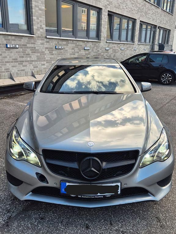 Gebraucht Mercedes E200 184 PS (135 kW) 2014 Silber Coupé