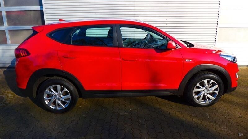 Gebraucht Hyundai Tucson 177 PS (130 kW) 2019 Rot SUV