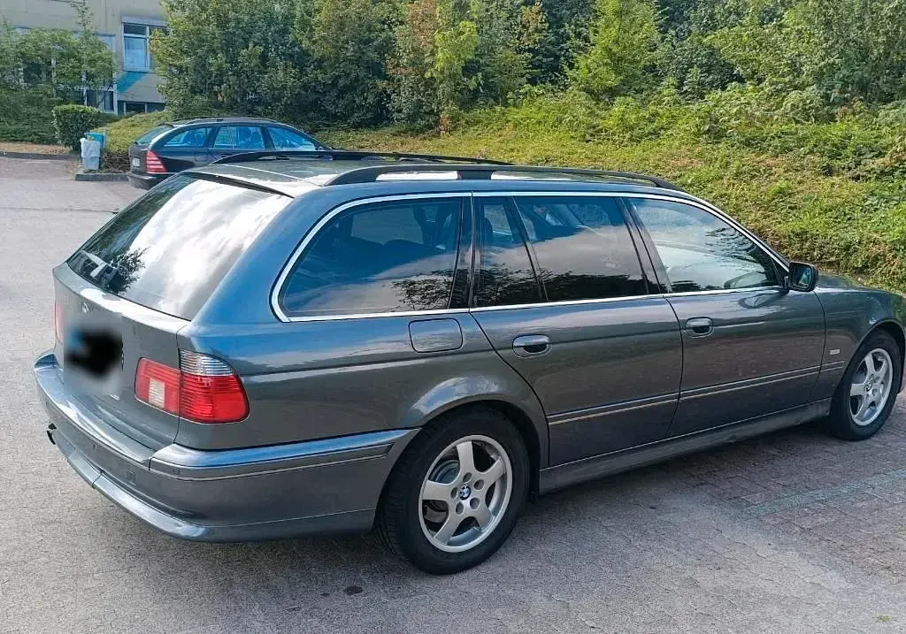 Gebraucht BMW 525 192 PS (141 kW) 2002 Grau Kombi