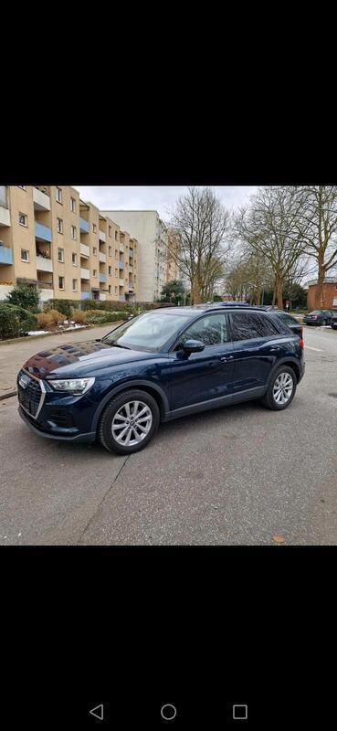 Blau Gebraucht 2020 Audi Q3 SUV | 25.400 € (Fairer Preis) - Bild 1/4