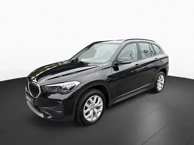 Gebraucht BMW X1 Advantage 190 PS (139 kW) 2021 Black sapphire (schwarz) SUV