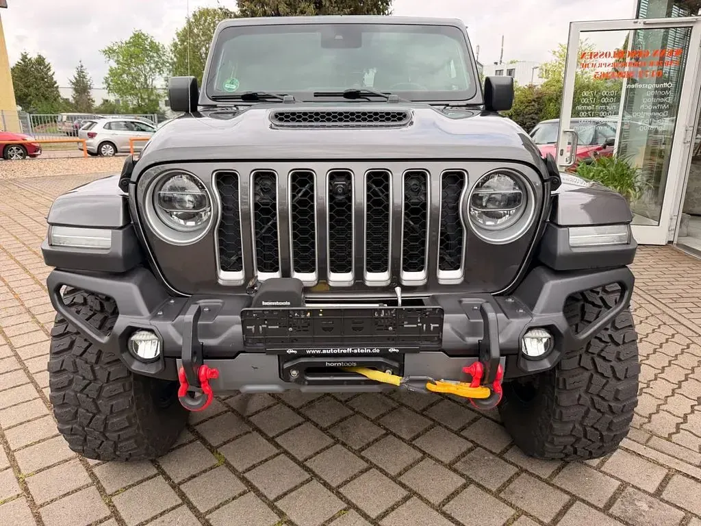 Gebraucht Jeep Gladiator 264 PS (194 kW) 2021 Grau Pickup