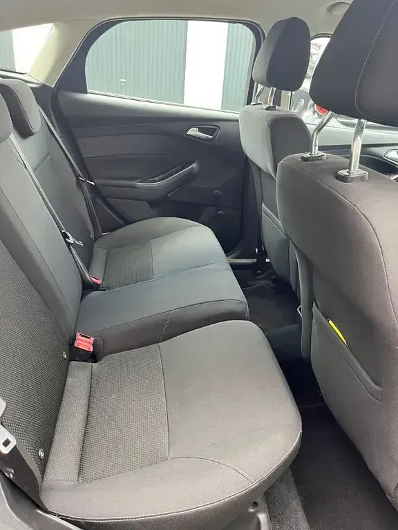 Używany Ford Focus Titanium 125 KM (91 kW) 2018 Czarny Sedan/Limuzyna