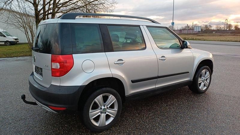 Gebraucht Skoda Yeti Plus Edition 152 PS (111 kW) 2013 Silber SUV