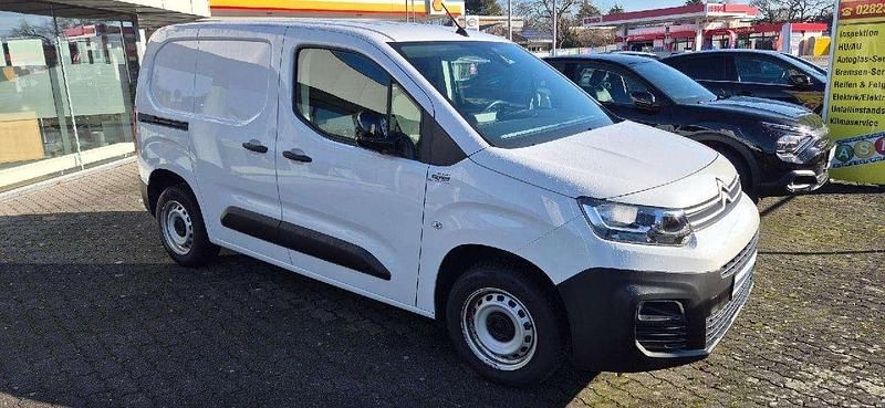 Gebraucht Citroën Berlingo 102 PS (75 kW) 2024 Other Van / Kleinbus