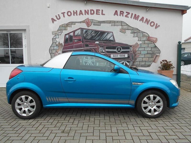 Gebraucht Opel Tigra Enjoy 90 PS (66 kW) 2004 Blau Cabrio