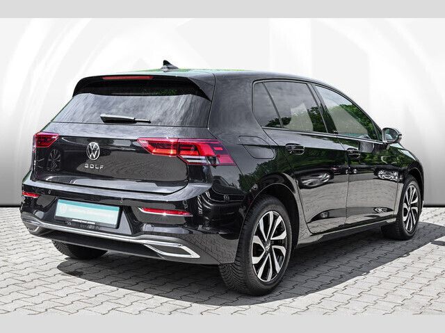 Gebraucht VW Golf VIII Active 150 PS (110 kW) 2023 Schwarz Limousine
