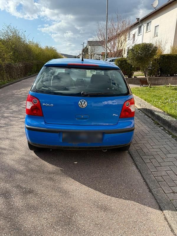 Gebraucht VW Polo 70 PS (51 kW) 2002 Blau Kleinwagen