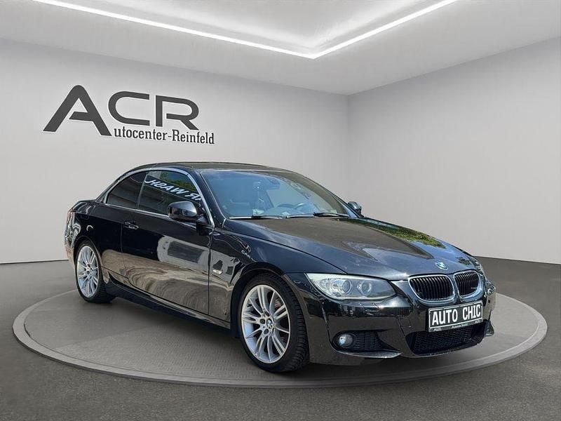 Schwarz Gebraucht 2011 BMW 320 Cabriolet M Sport Cabrio | 9.990 € (Superpreis) - Bild 1/4