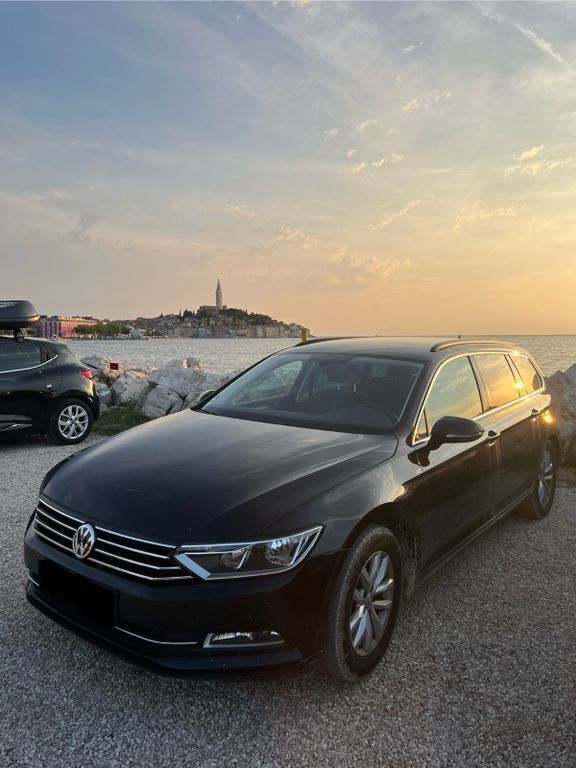 Schwarz Gebraucht 2017 VW Passat Comfortline Limousine | 12.500 € (Fairer Preis) - Bild 1/4