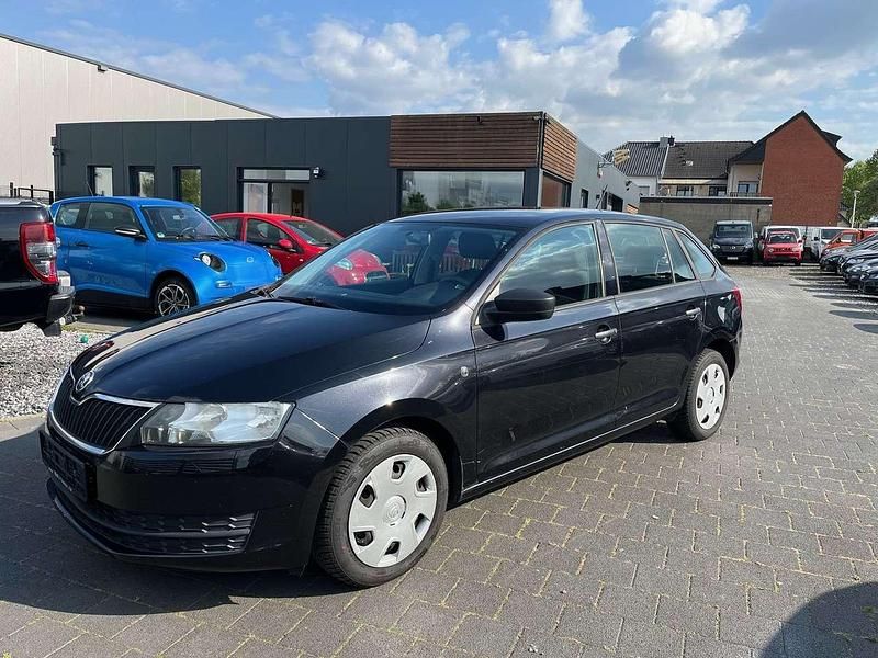 Cerna magic/black magic Gebraucht 2014 Skoda Rapid Active Kleinwagen | 2.950 € - Bild 1/4