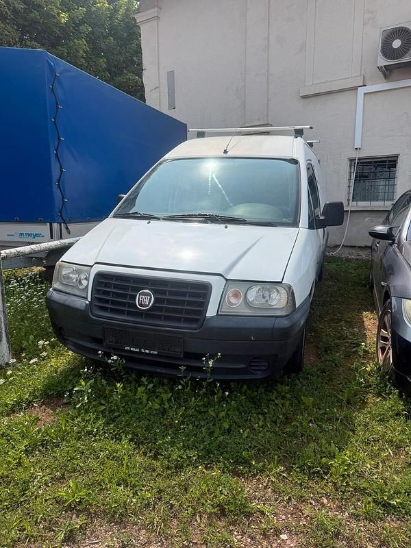 Weiß Gebraucht 2006 Fiat Scudo Van / Kleinbus | 4.099 € - Bild 1/4