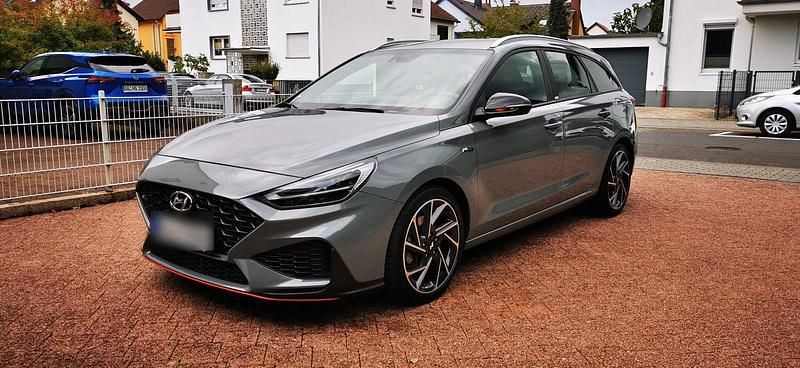 Grau Gebraucht 2021 Hyundai i30 N Line Kombi | 21.999 € (Fairer Preis) - Bild 1/4