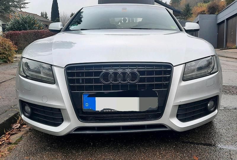Silber Gebraucht 2010 Audi A5 Limousine | 8.400 € (Guter Preis) - Bild 1/4