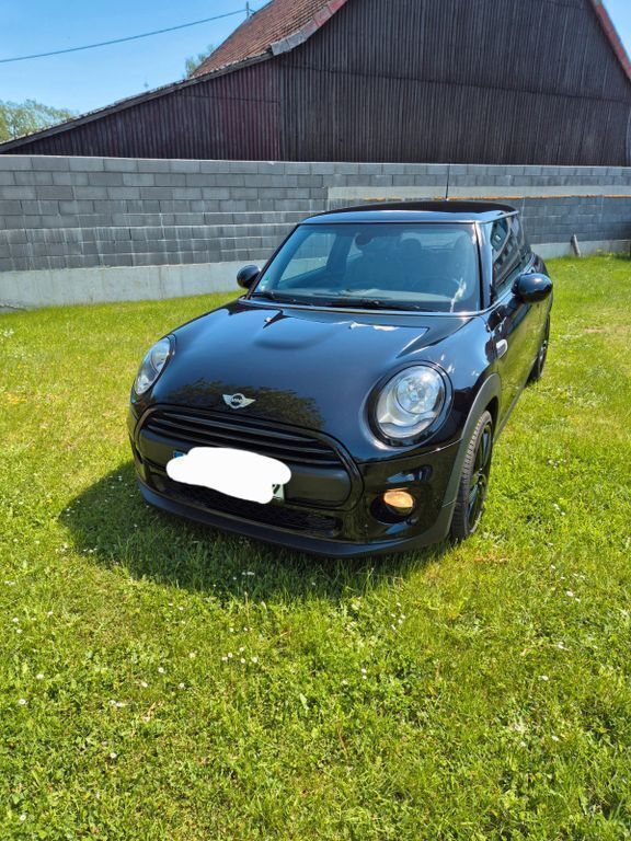 Schwarz Gebraucht 2017 Mini ONE Kleinwagen | 10.800 € (Guter Preis) - Bild 1/4