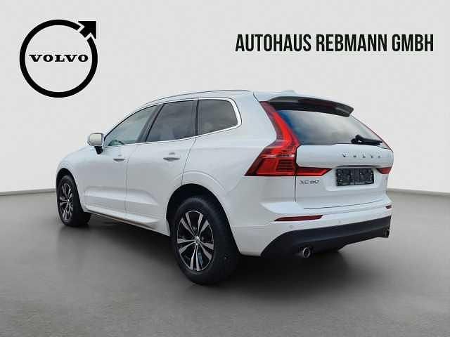 Gebraucht Volvo XC60 145 PS (106 kW) 2021 SUV