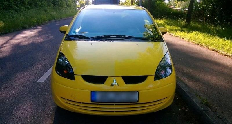 Gelb Gebraucht 2008 Mitsubishi Colt Coupé | 5.500 € - Bild 1/4