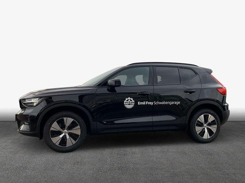 Neu Volvo XC40 Plus 163 PS (119 kW) 2025 Schwarz SUV