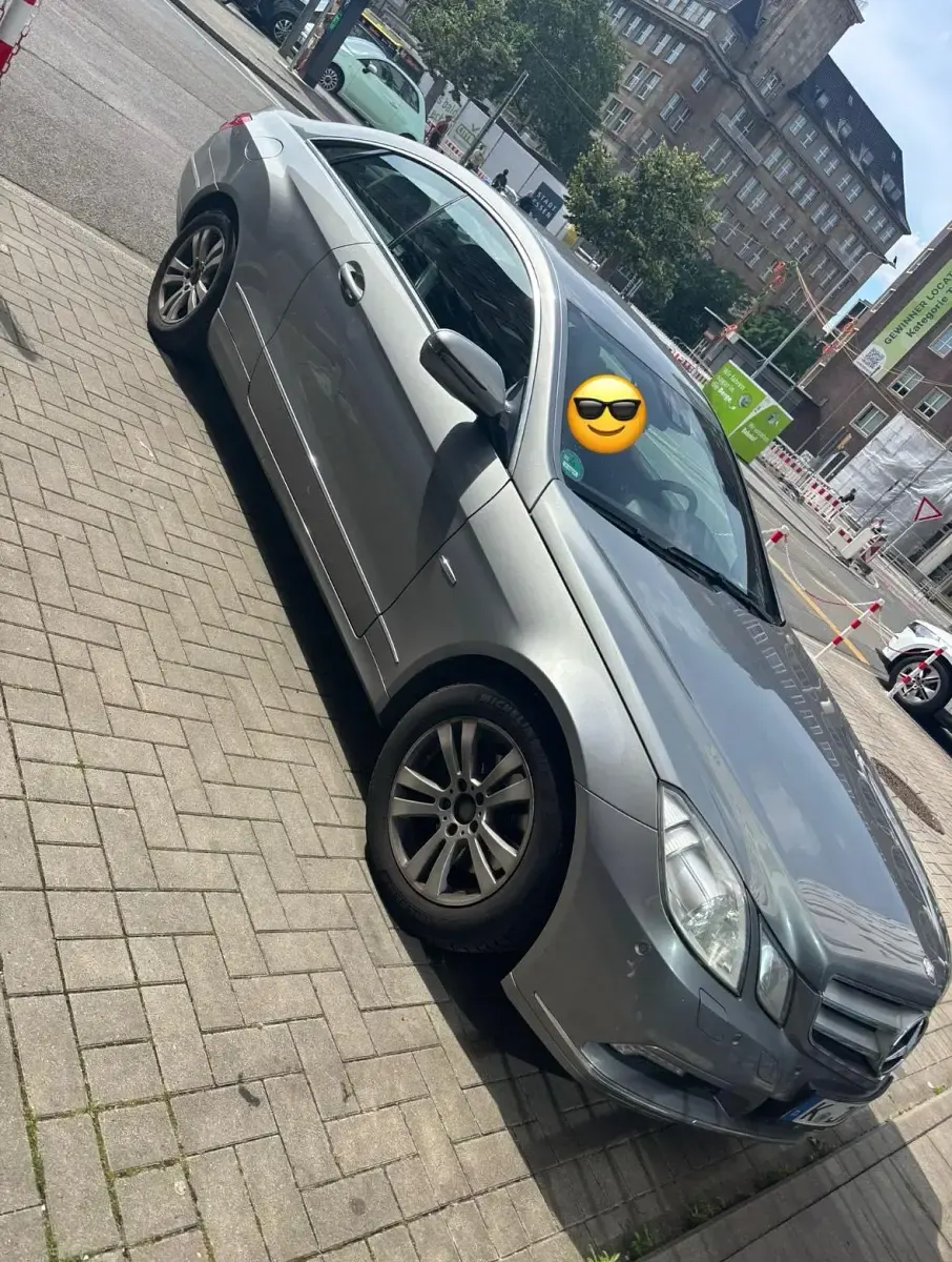 Gebraucht Mercedes E250 204 PS (150 kW) 2009 Grau Coupé