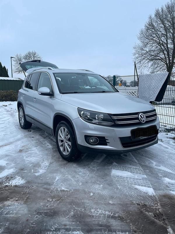 Silber Gebraucht 2012 VW Tiguan SUV | 9.350 € (Fairer Preis) - Bild 1/4