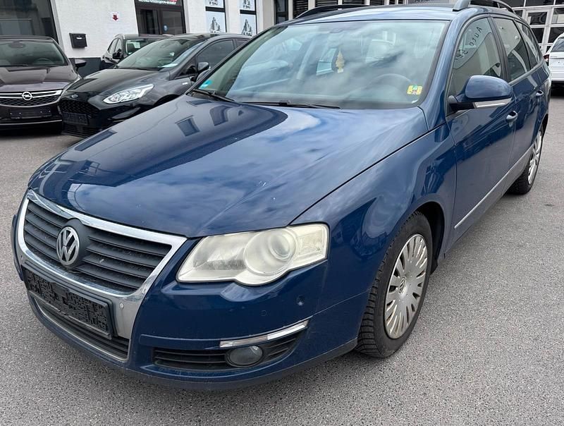 Gebraucht VW Passat 140 PS (102 kW) 2009 Blau Kombi