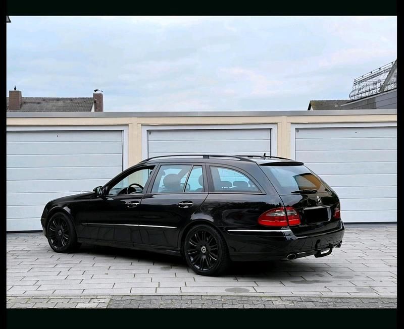 Gebraucht Mercedes E320 Avantgarde 224 PS (164 kW) 2007 Schwarz Kombi