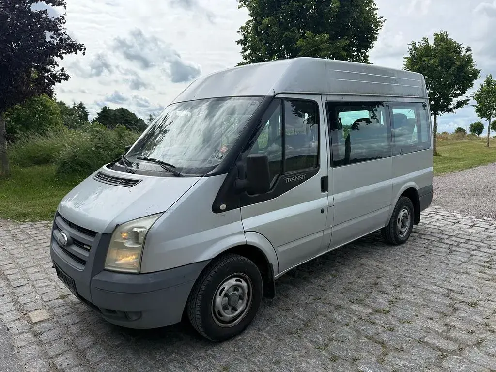 Gebraucht Ford Transit 110 PS (80 kW) 2007 Silber Van / Kleinbus