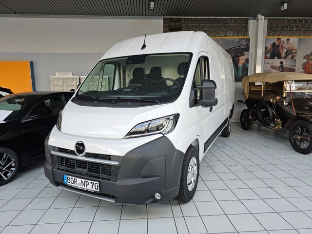 Andere Gebraucht 2024 Opel Movano Van | 38.590 € (Teuer) - Bild 1/4