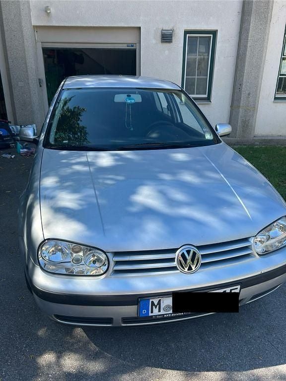 Silber Gebraucht 2001 VW Golf IV Edition Limousine | 1.500 € (Fairer Preis) - Bild 1/4