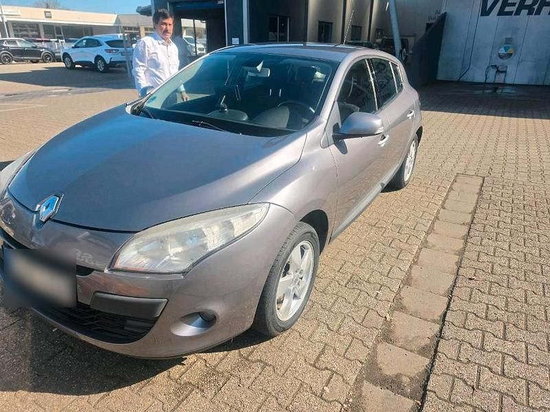 Gebraucht Renault Mégane GT 130 PS (95 kW) 2010 Grau Coupé