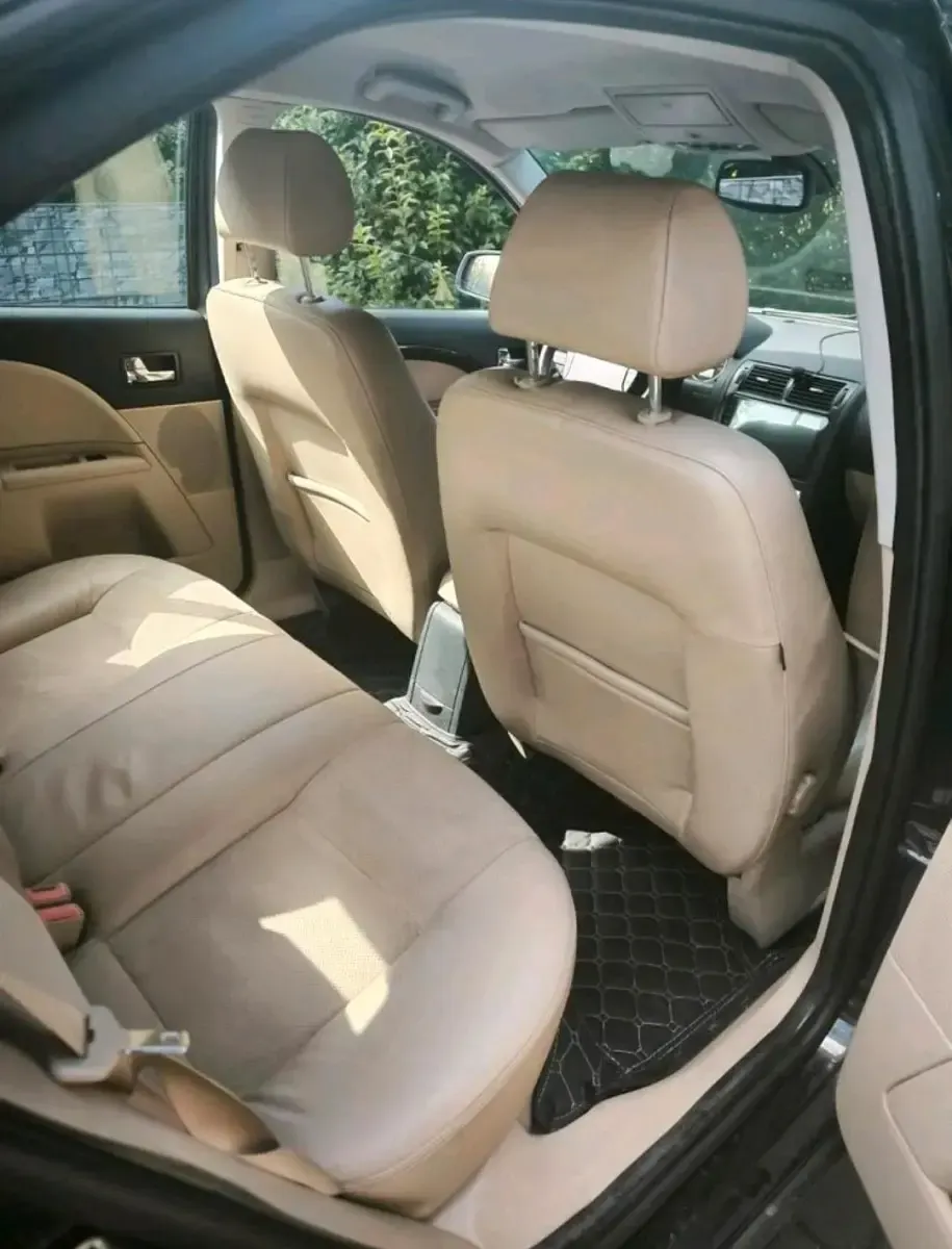 Gebraucht Ford Mondeo Ghia 116 PS (85 kW) 2004 Schwarz Limousine