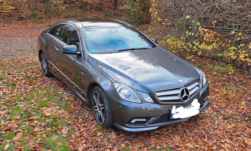 Gebraucht 2011 Mercedes E350 AMG Coupé | 7.300 € (Superpreis) - Bild 1/4