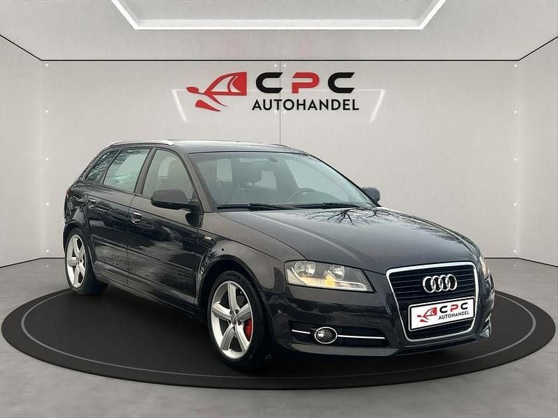 Grau Gebraucht 2011 Audi A3 S-Line Limousine | 6.900 € (Guter Preis) - Bild 1/4