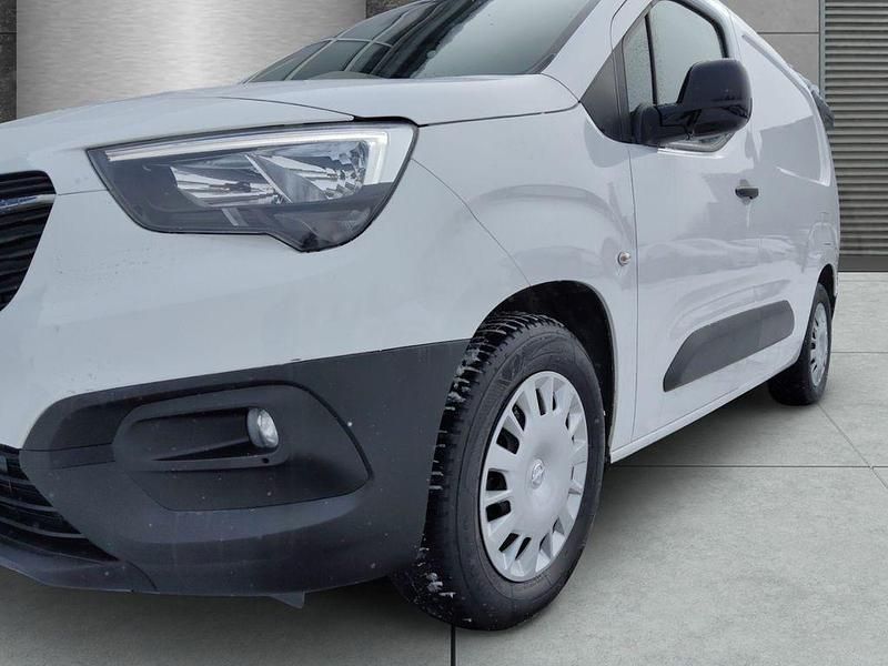 Gebraucht Opel Combo-e Life XL Edition 56 kW (77 PS) 2021 Jade weiss/arktis weiss Limousine