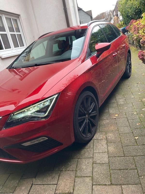 Gebraucht Seat Leon FR 131 PS (96 kW) 2020 Rot Kombi