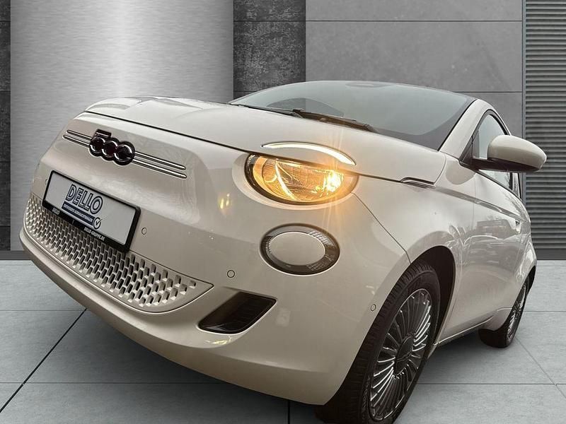 Gebraucht Fiat 500e 86 kW (118 PS) 2023 Arktis weiß Kleinwagen