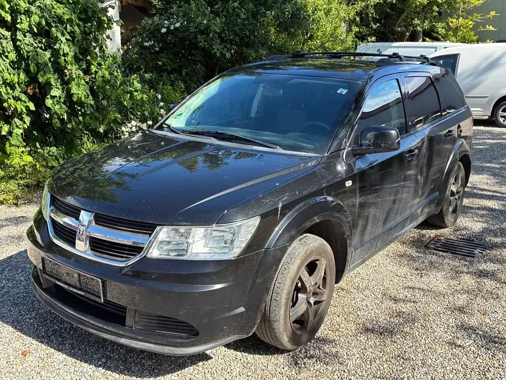 Gebraucht Dodge Journey SE 170 PS (125 kW) 2010 Schwarz SUV